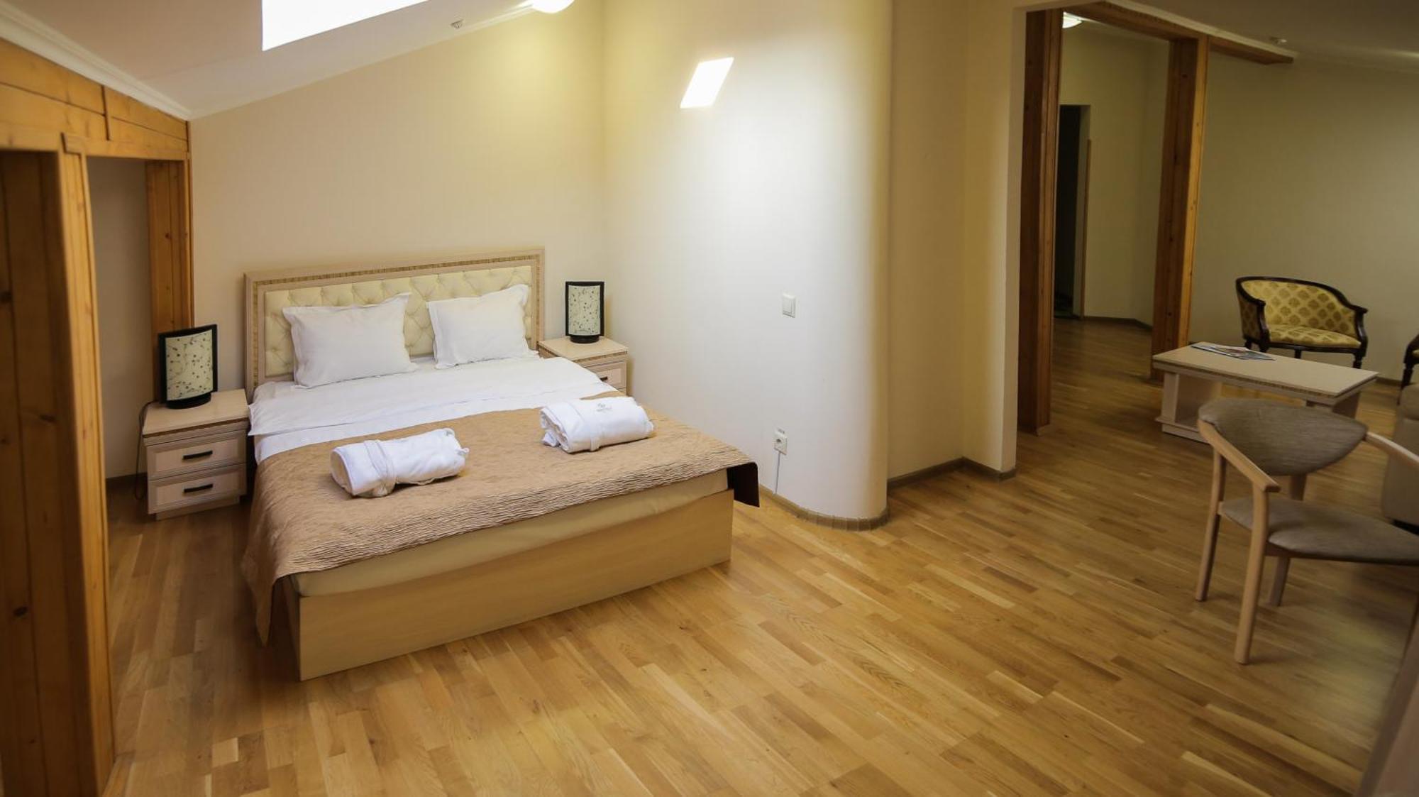 Svityaz Resort Truskavets Rom bilde