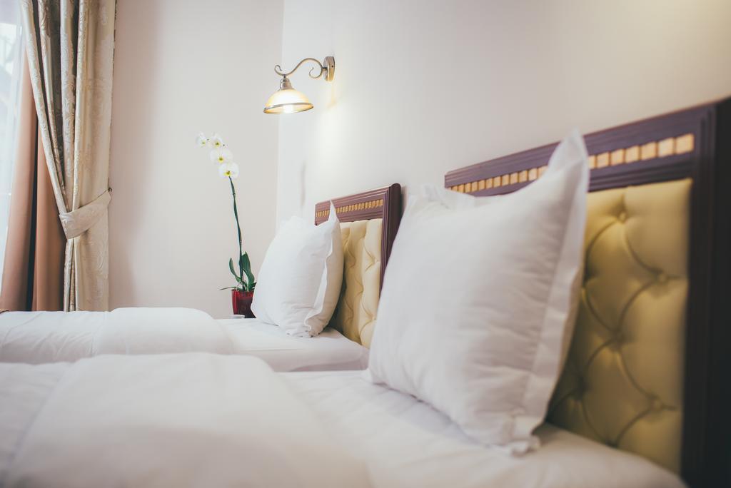 Svityaz Resort Truskavets Rom bilde