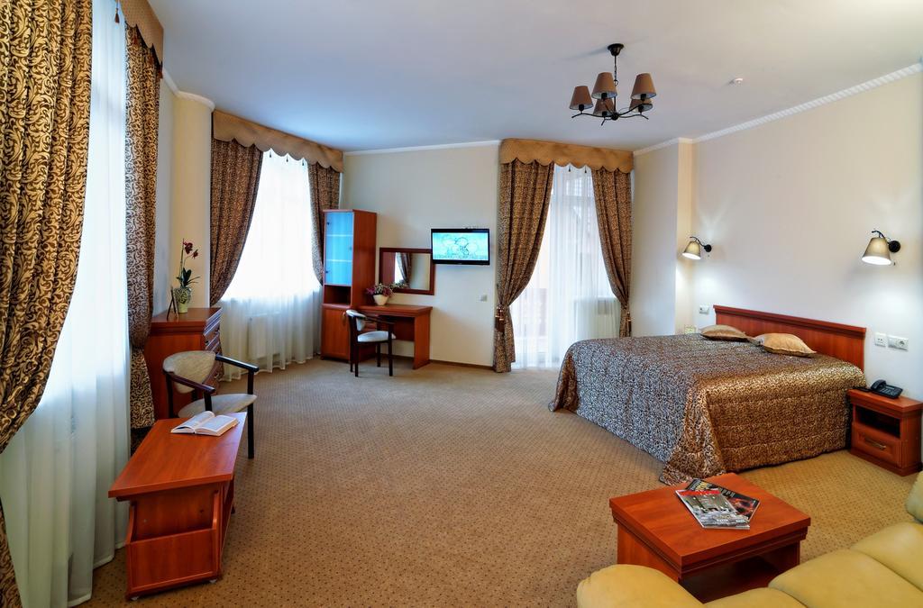 Svityaz Resort Truskavets Rom bilde
